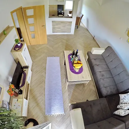Pravica Apartment *